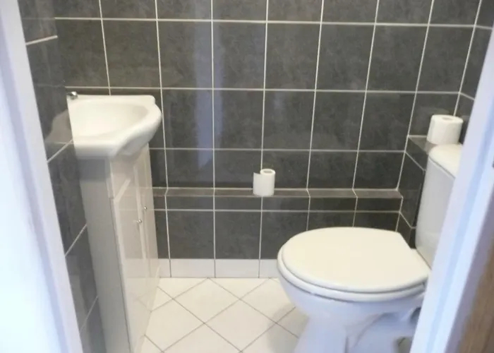 Cosy, Sunny 10 Min To Old Town Apartmán